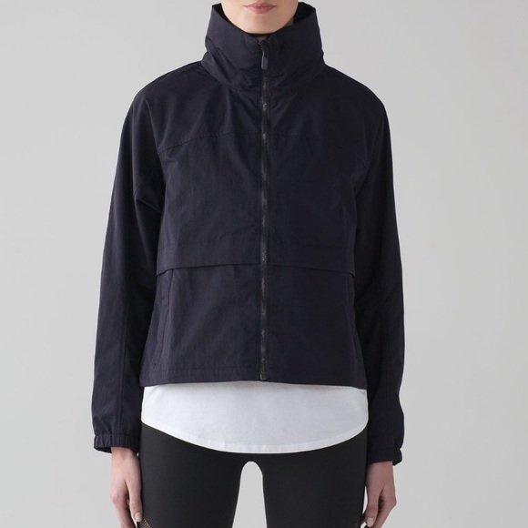 lululemon cropped windbreaker